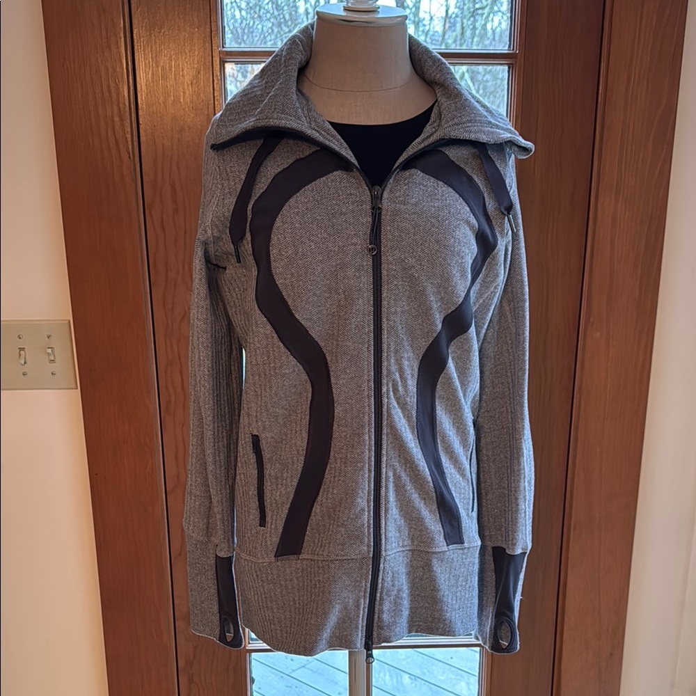 Lululemon Gray and Black Herringbone Zip-Up Jacket, Size 10